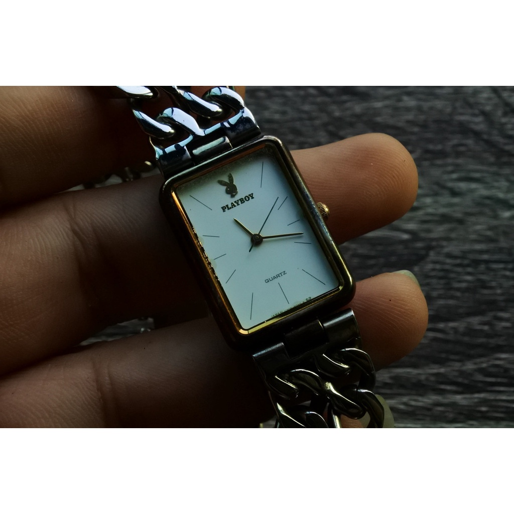นาฬิกา Vintage มือสองญี่ปุ่น PLAYBOYระบบQuartz V306 5030 UNISEX ทรงสี่เหลี่ยม กรอบเงิน หน้าขาว หน้าปัด 22mm