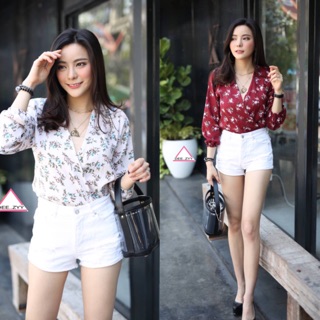 พร้อมส่ง💋เสื้อทรงป้ายลายดอก🌸