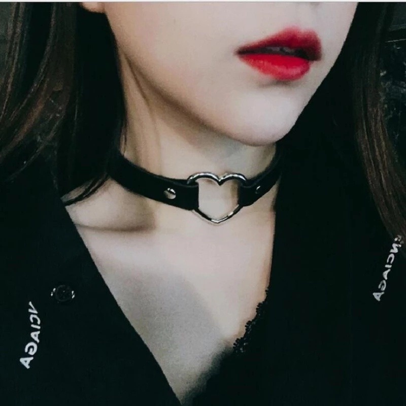 พังก์ ฮาราจูกุ ปลายแหลม หมุด พีช หัวใจ จี้ หนัง Pu กระดูกไหปลาร้า โซ่ บุคลิกภาพ สร้อยคอ สําหรับผู้หญิง เด็กผู้หญิง