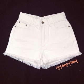 White ripped short