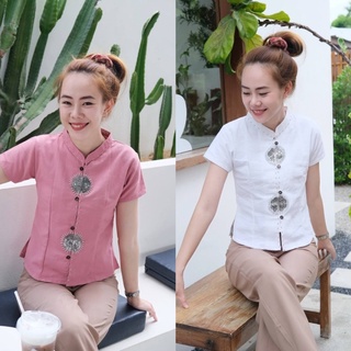 เสื้อคอจีนแขนสั้นแต่งโลหะครึ่งเสี้ยว อัปเดตสีใหม่ มีสีมากกว่าในปกจิ้มเล้ยยย เสื้อผ้าพื้นเมือง