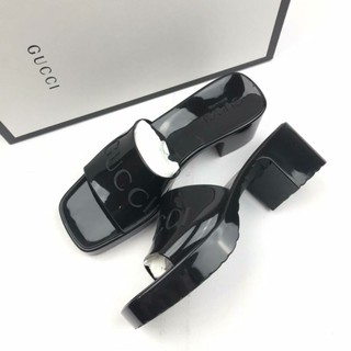 NEW GUCCI BLACK RUBBER SIZE 35 ราคา 16,915