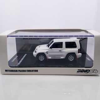 INNO64-EVOP-PH MITSUBISHI PAJERO EVOLUTION WHITE