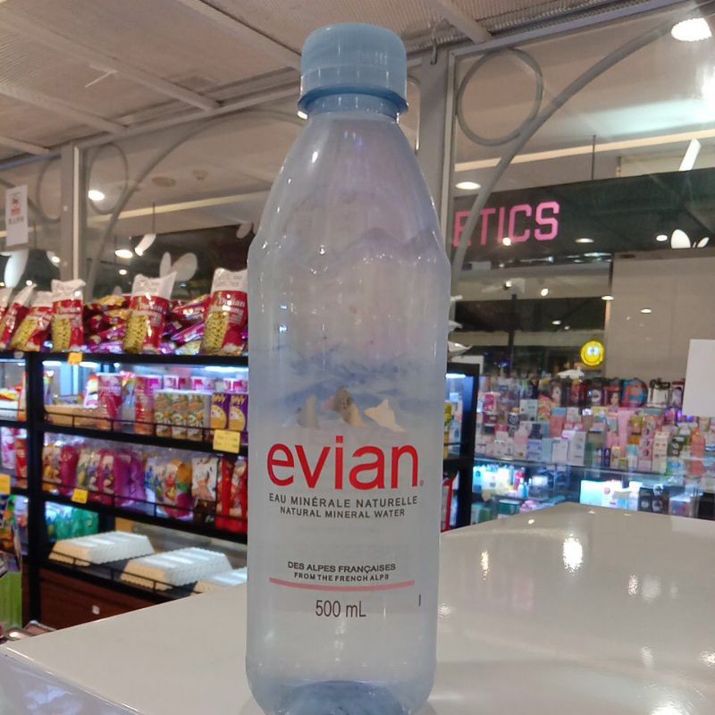 Evian Narural Mineral เอเวียงน้ำแร่ธรรมชาติ 500 ml
