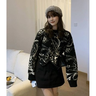 งานป้าย viv 🖤🤍🤎knit sweater 🖤🤍🤎