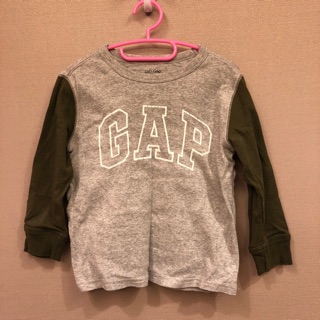 Used baby Gap เสื้อยืดแขนยาว size 2 y