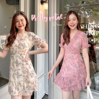 Pretty petal dress เดรสลายดอก🌷🍃