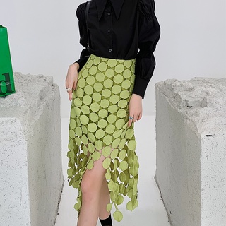 MANSA green tassel skirt กระโปรงพู่สีเขียว มีสไตล์ ดีไซน์ไม่ซ้ำใคร