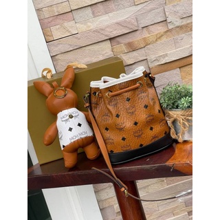 🎊💖🌇🚜@3,020.-📍(ลดพิเศษ 7 %) 💯 🛒🛒Big Discount Unlimited🛒🛒MCM Zoo Rabbit ลาย Visetos Leather Mix