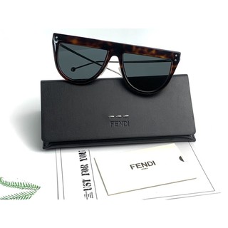 แว่นกันแดด Fendi แท้ !! รุ่นใหม่