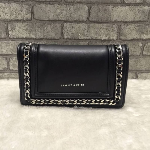 charles & keith chain detail clutch