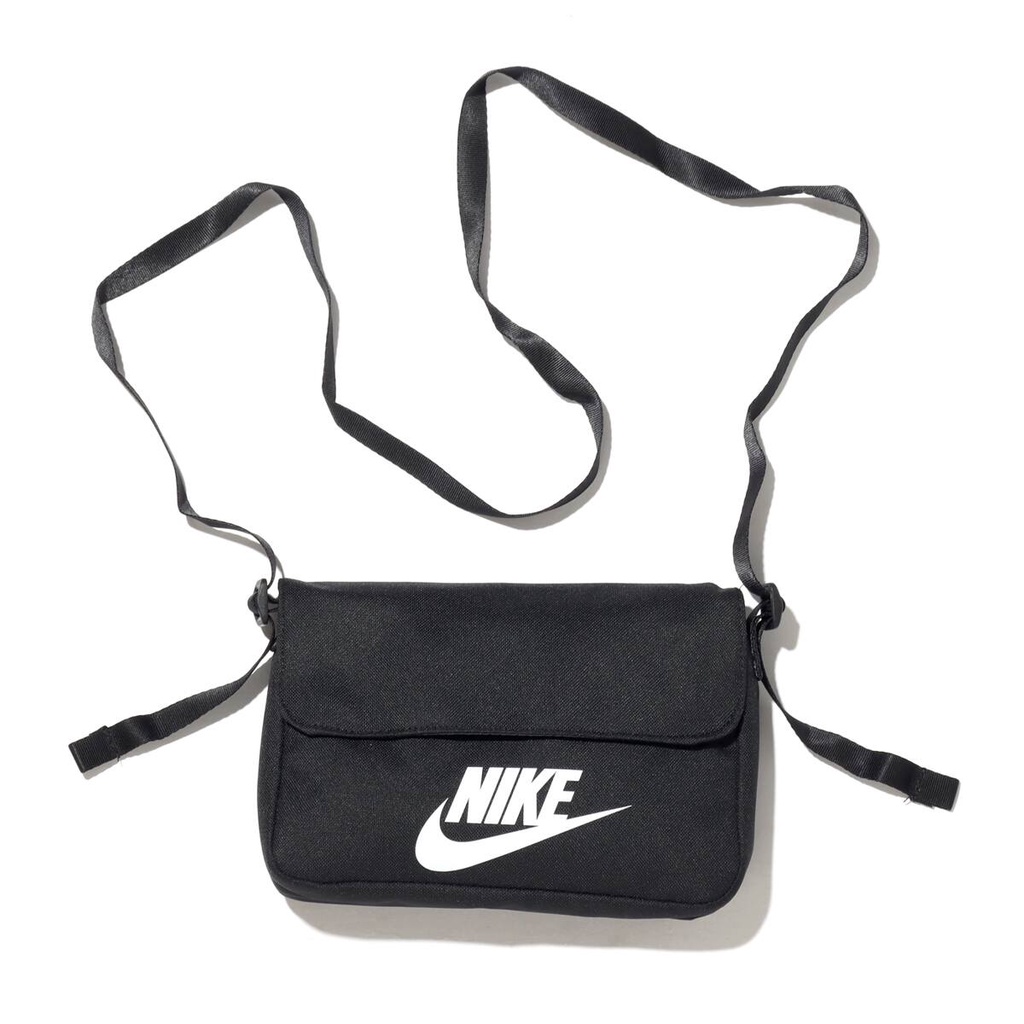 กระเป๋า Nike Futura 365 Crossbody ของแท้ !!!! พร้อมส่ง