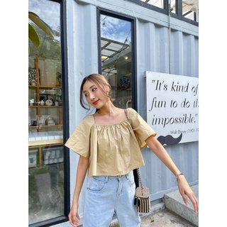 เสื้อคอเหลี่ยมทรงเกาหลี แขนสั้นทรงกระบอก สไตล์มินิมอล สม๊อคหัวไหล่และช่วงอก