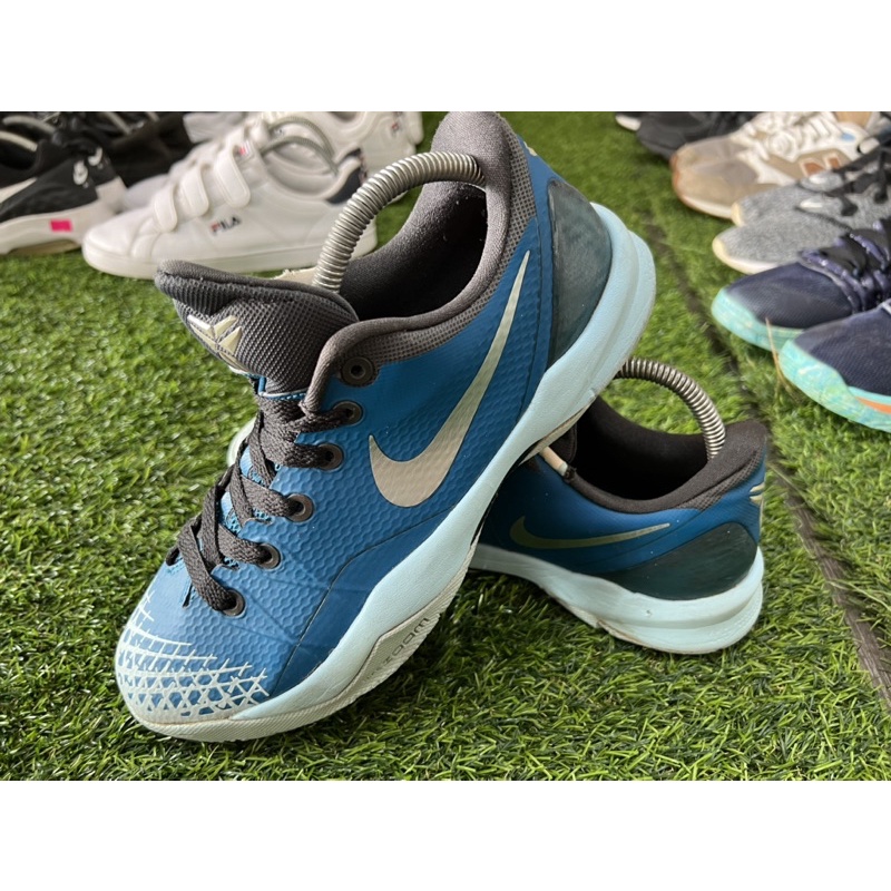 รองเท้าบาสมือสองของแท้ Nike Kobe เบอร์ 42.5 ยาว 27 ซม.
