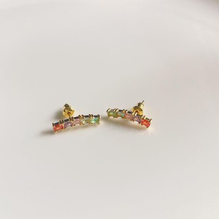 ต่างหู 18K Rainbow Pixie studs🌈