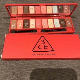 อายแชโดว์ 3ce  10สีจ้า มีให้เลือก2 โทนสี   ส่ง 400 บาทอายแชโดว์ 3ce  10สีจ้า มีให้เลือก2 โทนสี   ส่ง 400 บาทอายแชโดว์ 3c