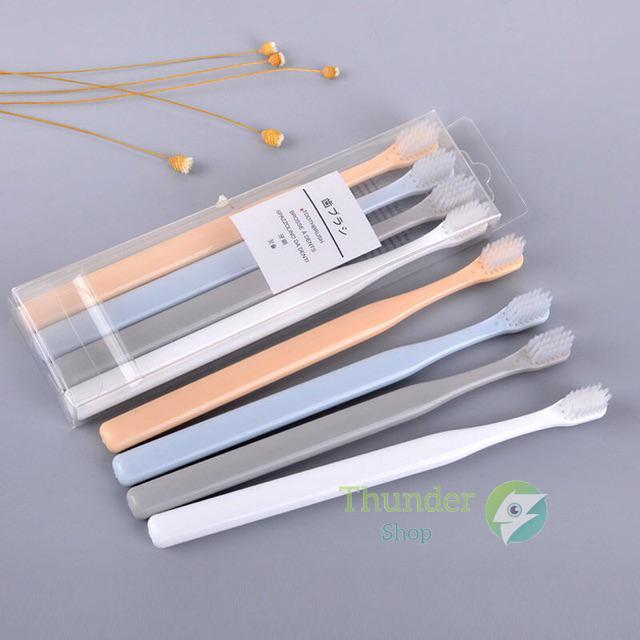 แปรงสีฟันญี่ปุ่น สีเบจ หัวแปรงขนาดเล็ก รูปทรงพรีเมียม สวยงาม ดูทันสมัย [1 เซ็ต 4 ชิ้น] td99