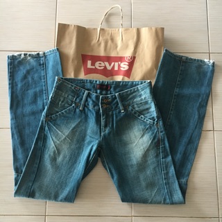 กางเกงยีนส์ Levi’s สภาพดี มือสอง