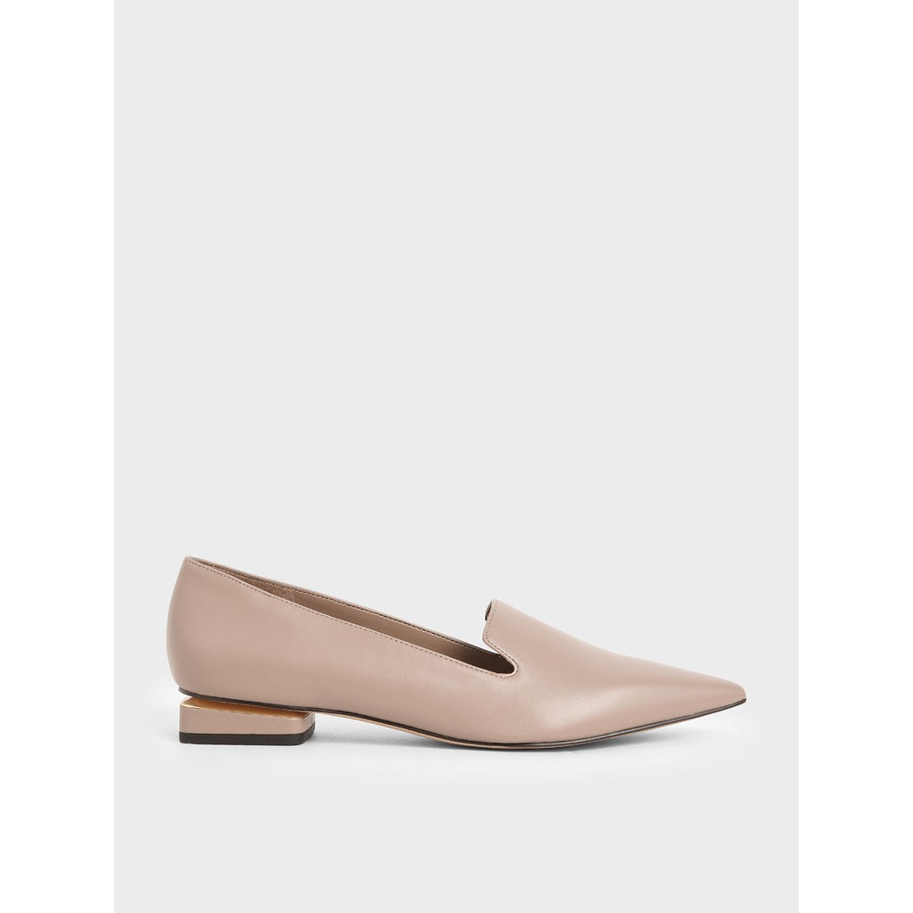 **ลดอีกราคาเหลือ 700 บาท รองเท้า Charles & Keith แท้ใน shop 07/2020