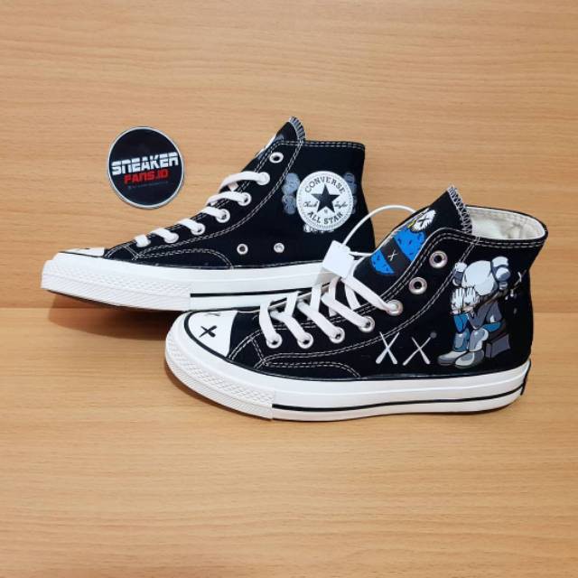 converse x kaws black