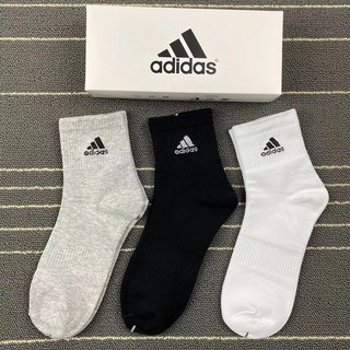 Ad​ Socks 5 Pairs in a Box ถุงเท้าข้อสั้นเนื้อนุ่ม(1กล่อง มี 5 คู่）