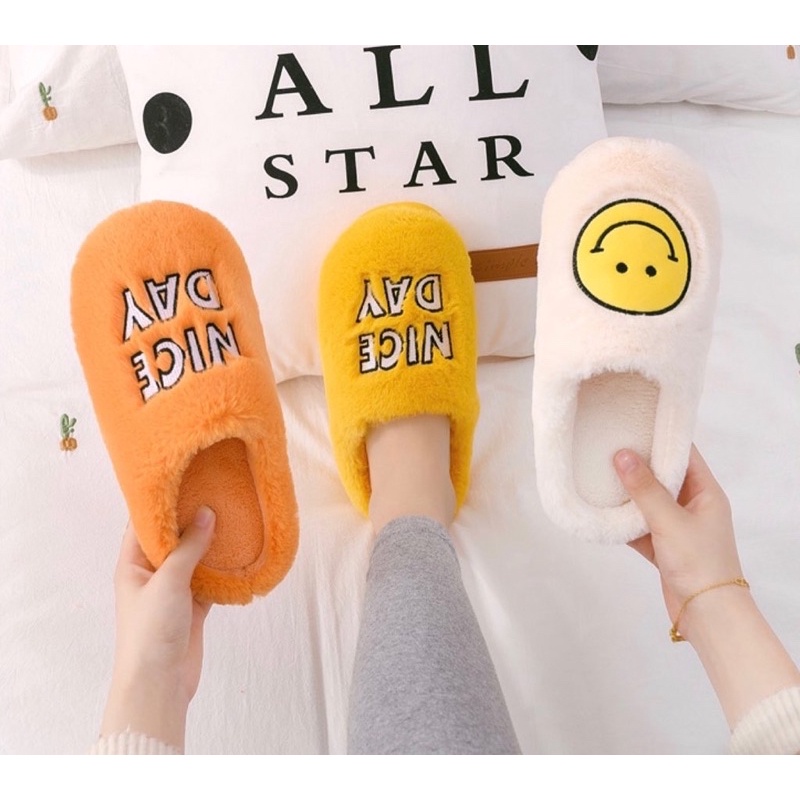 รองเท้า Slippers รองเท้าเดินในบ้าน