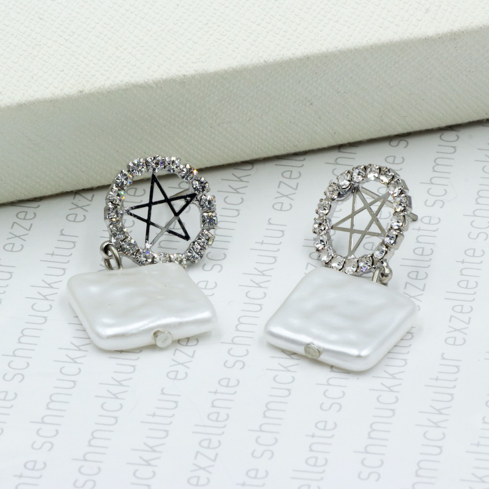 Star Jewelry ต่างหูผู้หญิง ต่างหูแฟชั่น ประดับเพชรคริสตัลเคลือบทองคำขาว รุ่น EA3026-RR