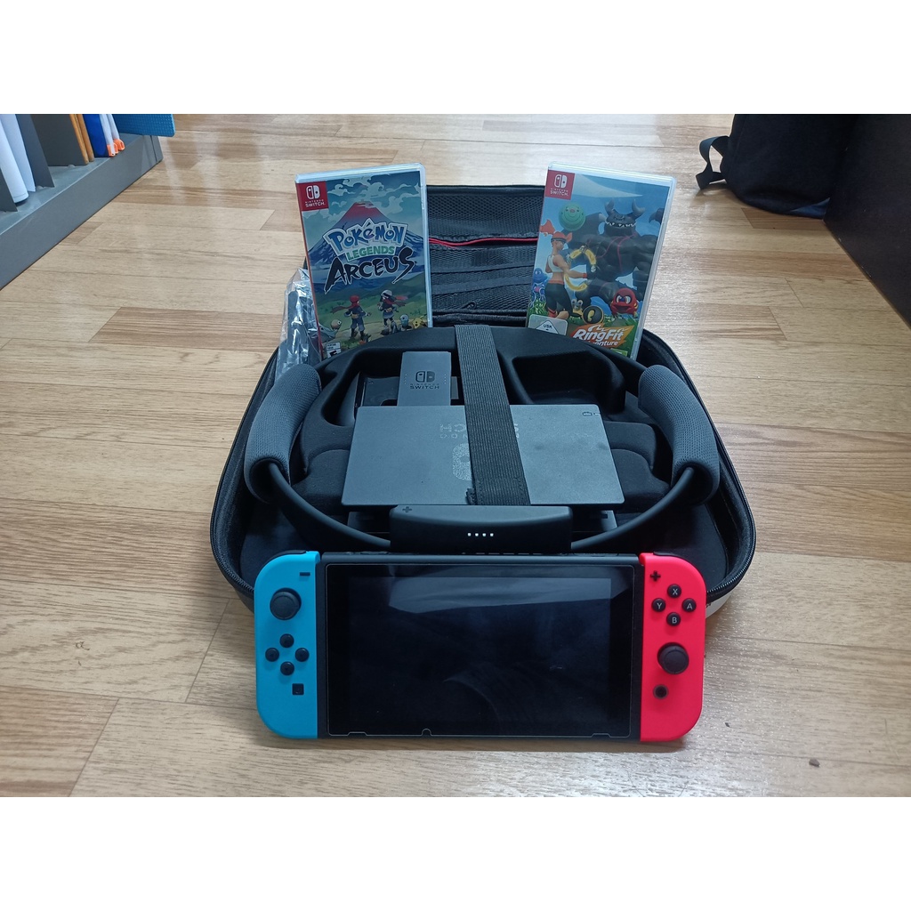 Nintendo Switch รุ่นกล่องแดงแบตอึด พร้อมกระเป๋าและแผ่นเกมแท้ และอุปกรณ์เกม มือสอง