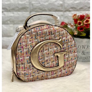 GUESS VIOLA CONVERTIBLE CROSSBODY BACKPACK （TWEED）เอาใจคนรัก Guess กันค่ะ