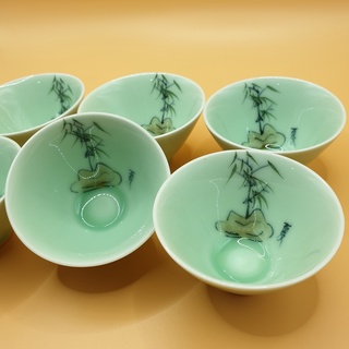 ชุดชงชา สีเขียวลายต้นไผ่ ถ้วยน้ำถวายพระ คุณภาพสูงจากกังไส