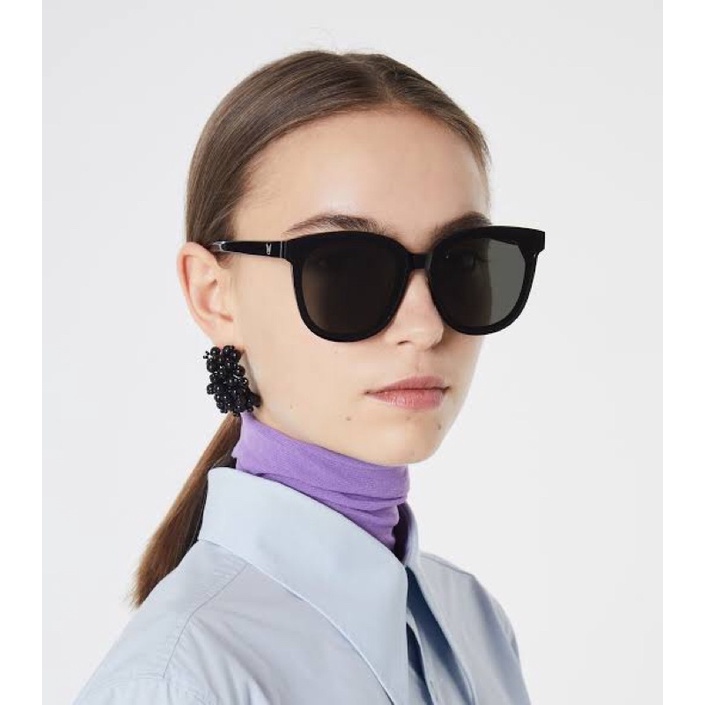 GENTLE MONSTER IN SCARLET01 ฟรีEMS used like new แว่นตา แว่นกันแดด มือสอง สภาพเหมือนใหม่กริบบบบ