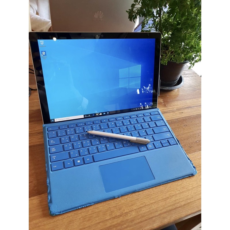 Microsoft Surface Pro4 (มือสอง)