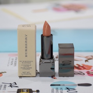 (แท้100%)Burberry Kisses Hydrating Lip Color # 01 Nude Beige ขนาดทดลอง 1 g.