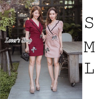 มินิเดรสปกสูท ทรงเข้ารูป มีแขนจับจีบโทนสีผู้ดีมากๆ