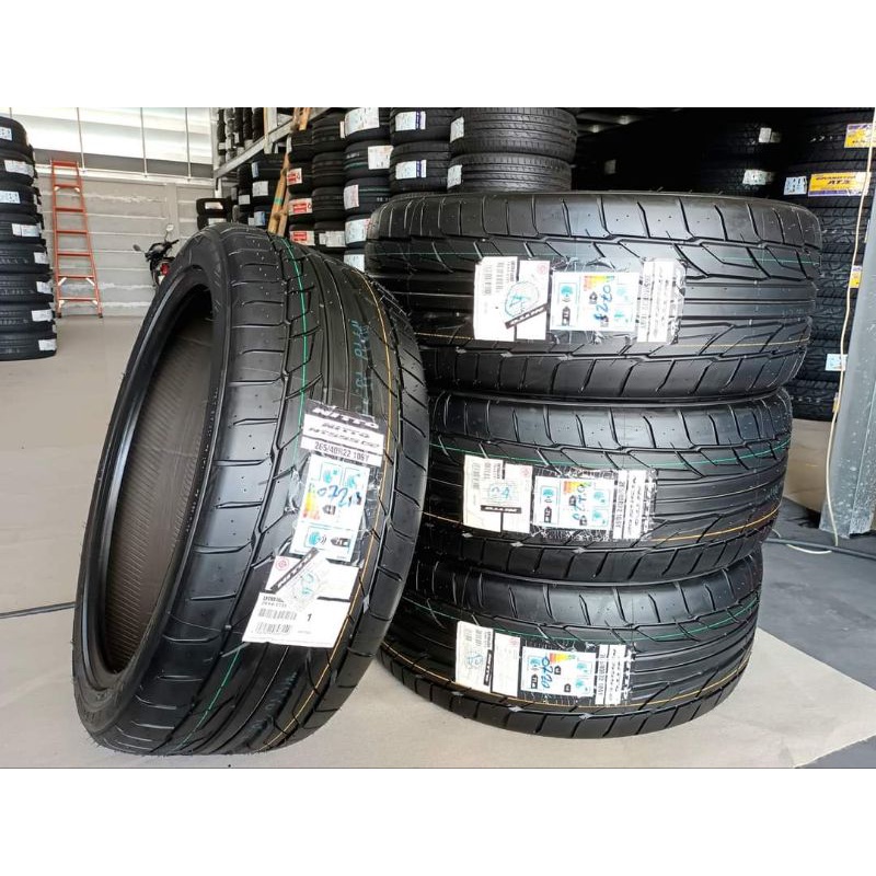 ยางใหม่ค้างปี 265/40R22 Nitto NT555 G2(Made in Japan) ผลิตปี 2020 พร้อมจุ๊บลมแปซิฟิก 4 ตัว จัดส่งฟรี