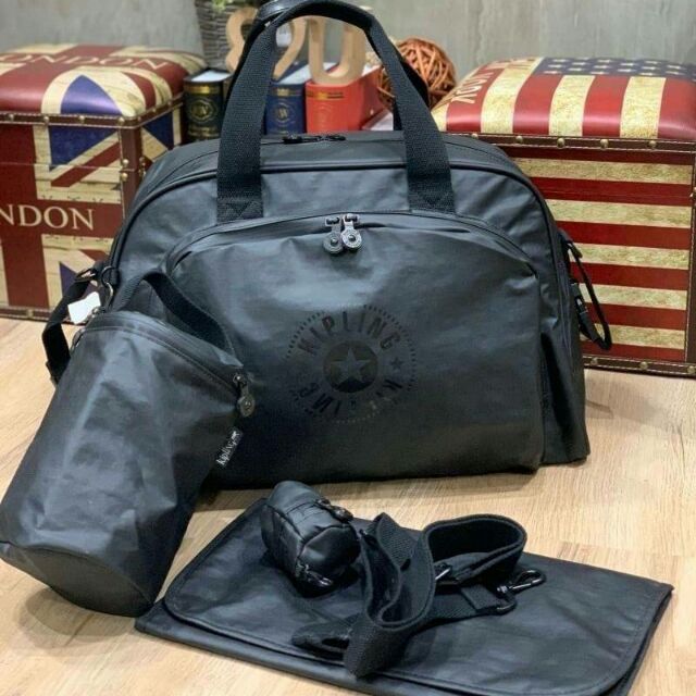 Kipling Travel Bag K13556แท้💯outlet
กระเป๋าเดินทางขนาดใหญ่