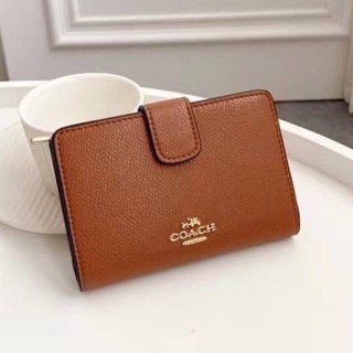 COACH MEDIUM CORNER ZIP WALLET IN CROSSGRAIN LEATHER