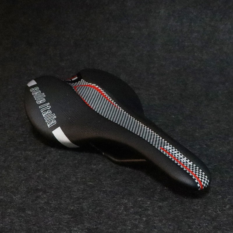 Selle Italia อานจักรยาน Hollow SLR Boost Road อานจักรยานเสือภูเขา Breathable Racing เบาะจักรยาน Super Light เบาะขี่