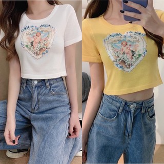 🌈Kollection (พร้อมส่ง) เสื้อครอปแขนสั้น เอวลอย สกรีนลายหัวใจน่ารัก ผ้าคอตตอน เสื้อผ้าแฟชั่น เสื้อครอปคอกลม สายเกาหลี