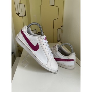 รองเท้าผ้าใบ Nike Court Majestic size37