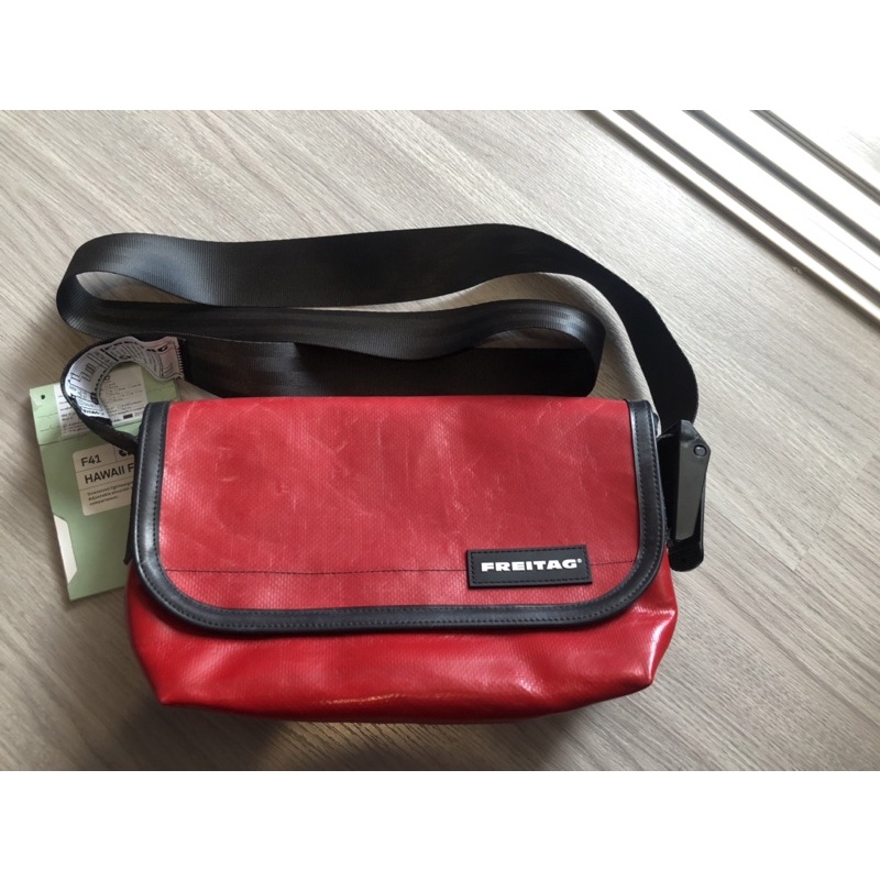 กระเป๋า Freitag Hawaii five-o