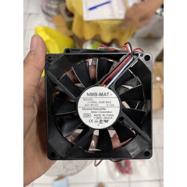 NMB-MAT MODEL3106KL-05W-840 24V 12v dcas DCพัดลมขนาด80*80*20 24vdc