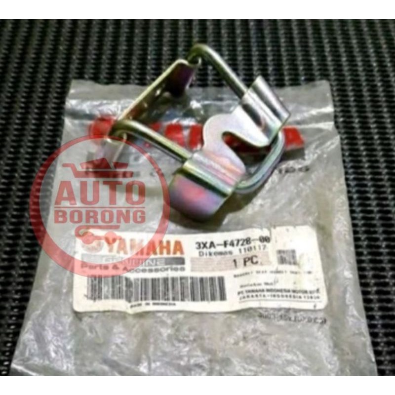 IRON BRACKET REAR SEAT LOCK BRACKET 3XA F48 00 YAMAHA F1ZR FIZR CRYPTON FORCE 1 VEGA R OLD 105CC YAM