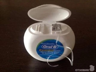 Oral B มีมินท์ และไม่มีมินท์ ออรัลบี ไหมขัดฟัน เคลือบแว๊กซ์ 50 เมตร