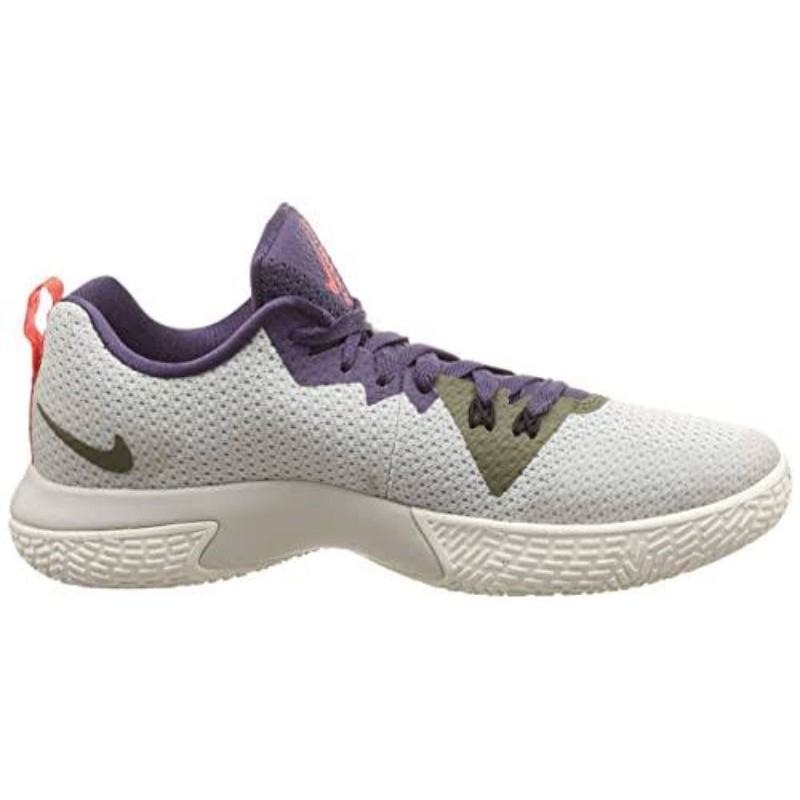 nike zoom live 2 price