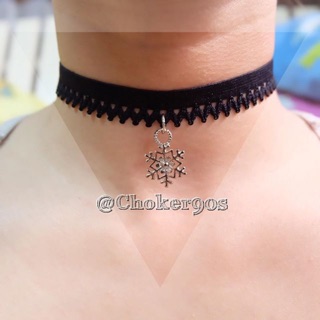 Snowflake Choker