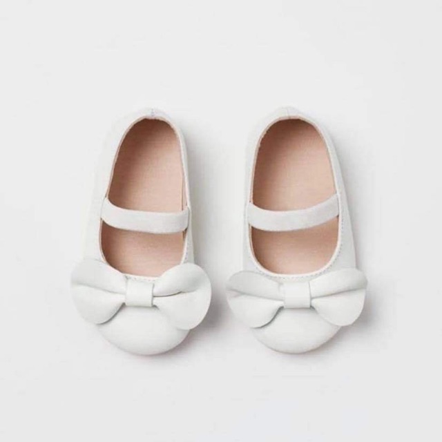 รองเท้า HM เด็กผู้หญิง Auth ไซส์ 22 (13.8cm)