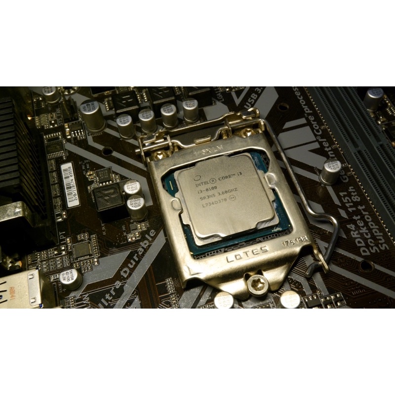 เช็ทเมนบอร์ดพร้อมCPU i3-8100 + MB H310 ds2 สวยๆ