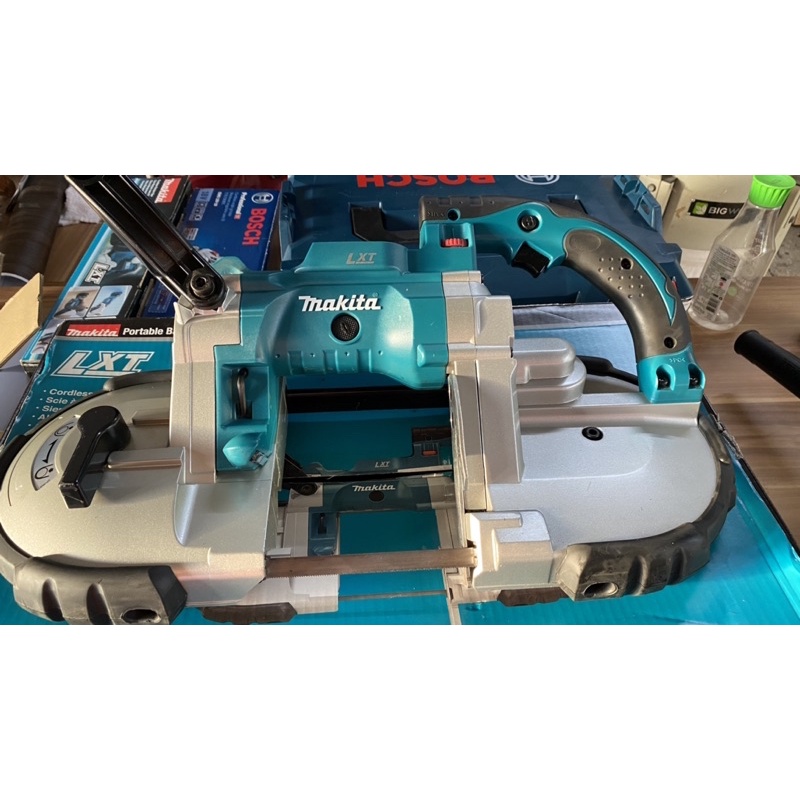 MAKITA เครื่องเลื่อยสายพานตัดเหล็กไร้สาย 18V รุ่น DPB180Z (เครื่องเปล่า)(มือสองสภาพดีมาก)