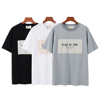 เสื้อยืดcalandfashiongothic เสื้อยืดยอดนิยม ESSENTIALS FEAR OF GOD FOG Summer Ins Personality Printing LOGO Black Gray W